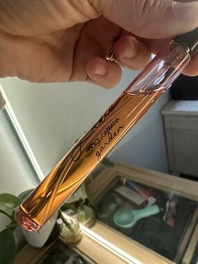 Dolce & Gabbana Gardenia Rollerball - Peachy Pink Glass